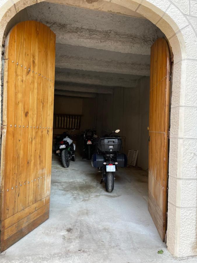Chambre Familiale Du Couvent นาร์บอนน์ ภายนอก รูปภาพ