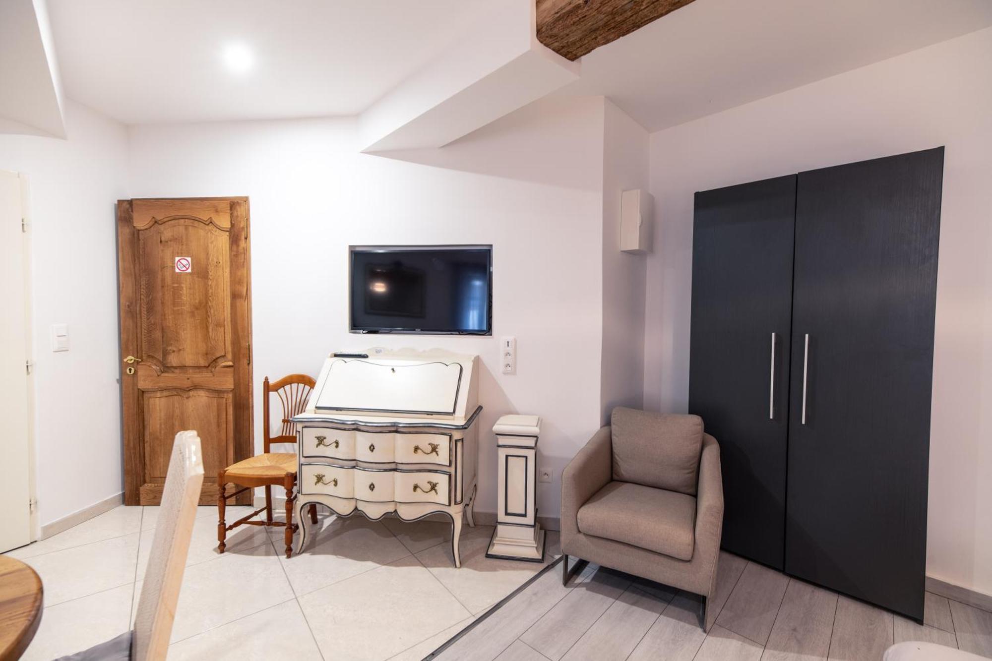 Chambre Familiale Du Couvent นาร์บอนน์ ภายนอก รูปภาพ