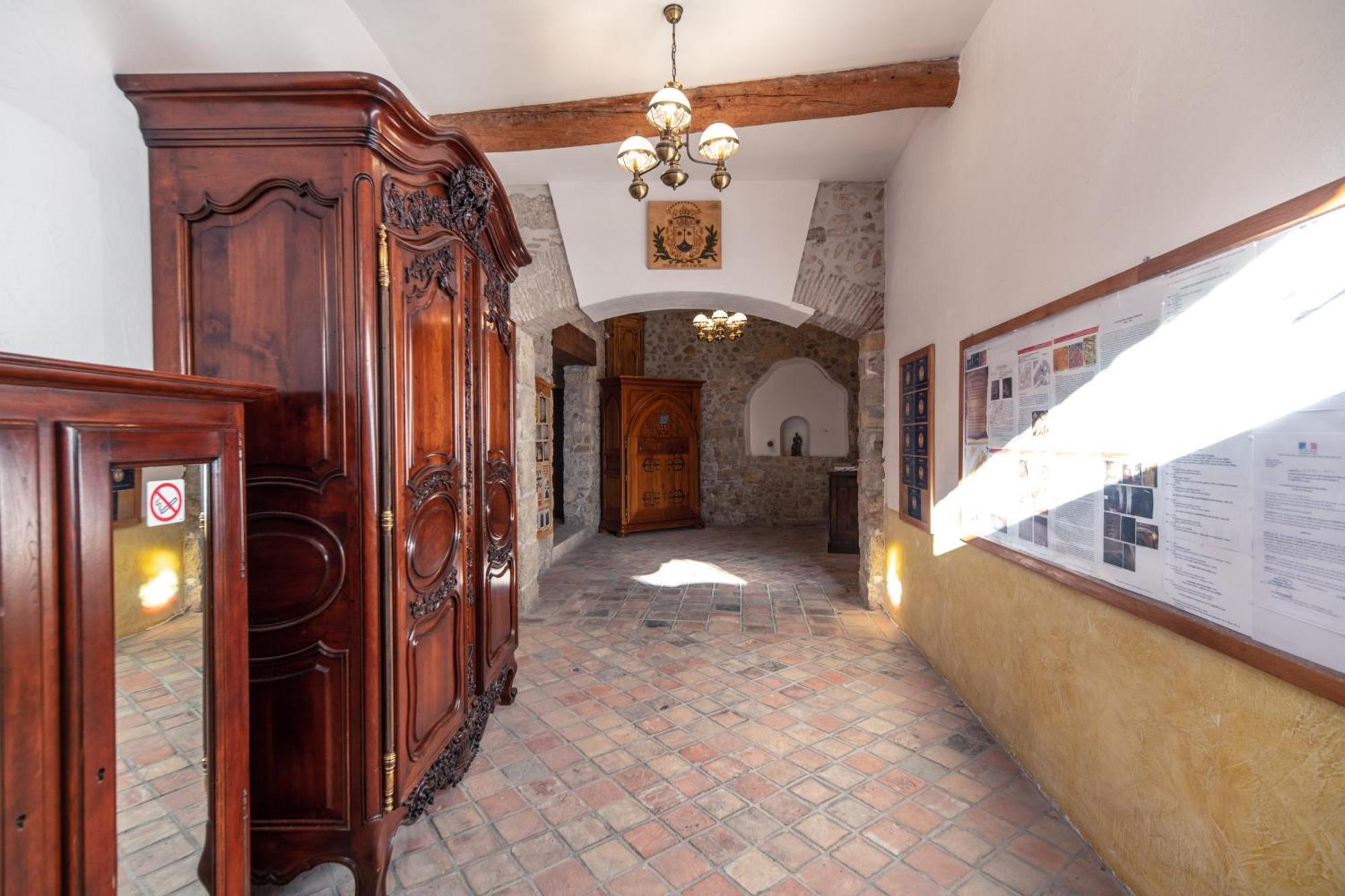 Chambre Familiale Du Couvent นาร์บอนน์ ภายนอก รูปภาพ